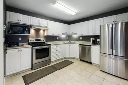 Kitchen Island Photo of 305 31831 Peardonville Road, Abbotsford, BC