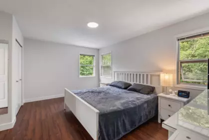 Laundry Room Photo of 8085 148a Street, Surrey, BC