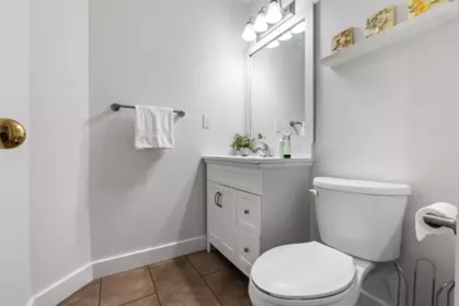 Powder Room Photo of 8085 148a Street, Surrey, BC
