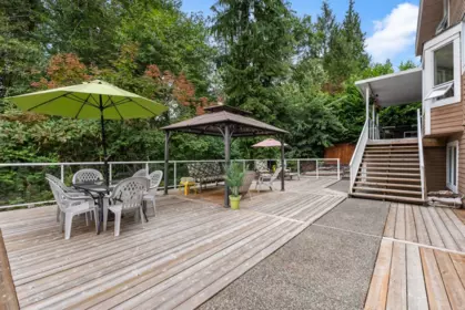 Swimming Pool Photo of 8085 148a Street, Surrey, BC