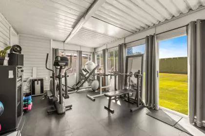 Basement Recreation Room Photo of 15430 Kilmore Close, Surrey, BC