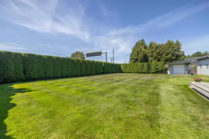 Swimming Pool Photo of 15430 Kilmore Close, Surrey, BC