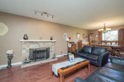 Kitchen Photo of 7838 160 Street, Surrey, BC