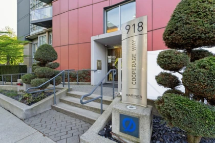 2201 918 Cooperage Way, Vancouver, BC, Vancouver — Apartment/Condo for sale