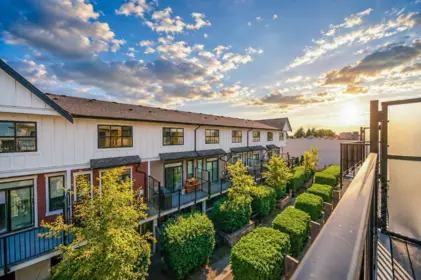 Garden / Landscaping Photo of 16 7039 Macpherson Avenue, Burnaby, BC