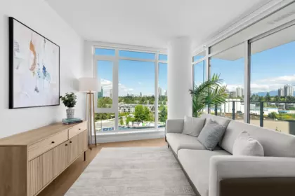 602 7683 Park Crescent, Burnaby, BC, Burnaby — Apartment/Condo for sale