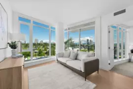602 7683 Park Crescent, Burnaby, BC