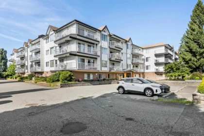 208 33535 King Road, Abbotsford, BC, Abbotsford — Apartment/Condo for sale