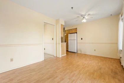 Hallway Photo of 208 33535 King Road, Abbotsford, BC