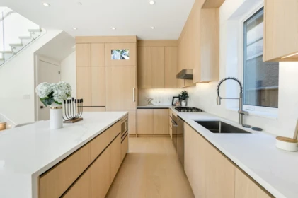 Hallway Photo of 1 3771 W King Edward Avenue, Vancouver, BC
