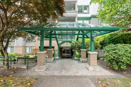 502 1575 Best Street, White Rock, BC, White Rock — Apartment/Condo for sale