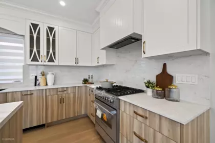 Kitchen Island Photo of 2 2035 51st Street, Vancouver, BC
