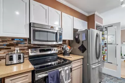 Kitchen Photo of 8668 Coventry Place, Chilliwack, BC