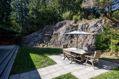 Breakfast Nook Photo of 1302 Adams Road, Bowen Island, BC