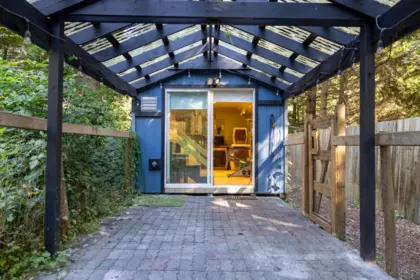 Garden / Landscaping Photo of 1302 Adams Road, Bowen Island, BC