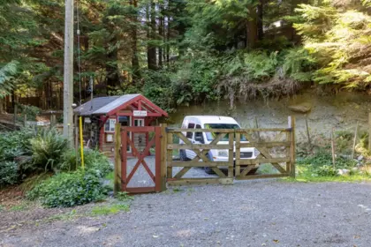 Laundry Room Photo of 1302 Adams Road, Bowen Island, BC