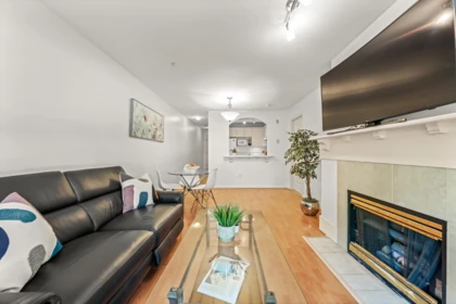 205 5900 Dover Crescent, Richmond, BC, Richmond — Apartment/Condo for sale