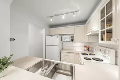 Kitchen Photo of 205 5900 Dover Crescent, Richmond, BC