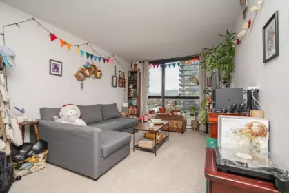 Kitchen Photo of 906 3438 Vanness Avenue, Vancouver, BC