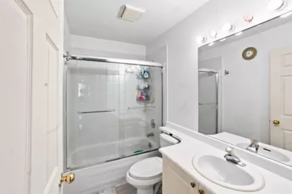 Breakfast Nook Photo of 411 8142 120a Street, Surrey, BC