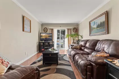 Kitchen Photo of 105 8934 Mary Street, Chilliwack, BC