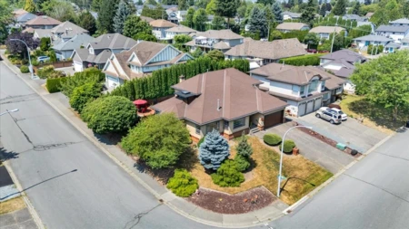5955 189a Street, Surrey, BC, Surrey — Single Family Residence for sale