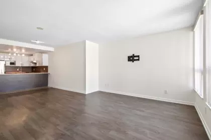 Powder Room Photo of 406 14 Begbie Street, New Westminster, BC