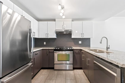 Primary Bedroom Photo of 406 14 Begbie Street, New Westminster, BC