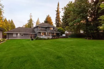 Hot Tub / Spa Photo of 13877 32 Avenue, Surrey, BC