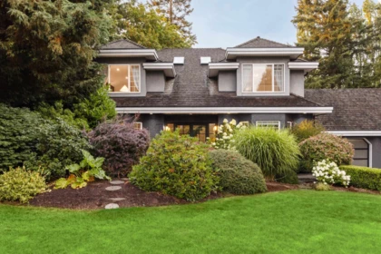 Living Room Photo of 13877 32 Avenue, Surrey, BC