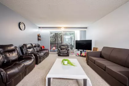 209 15238 100 Avenue, Surrey, BC, Surrey — Apartment/Condo for sale