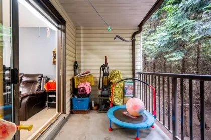 Mudroom Photo of 209 15238 100 Avenue, Surrey, BC
