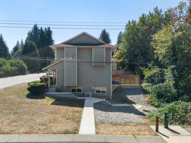 Living Room Photo of 4995 202a Street, Langley, BC
