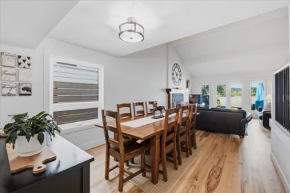 Breakfast Nook Photo of 112 66 Street, Delta, BC