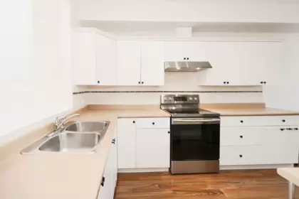 Kitchen Island Photo of 206 1567 Grant Avenue, Port Coquitlam, BC
