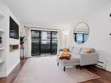 Breakfast Nook Photo of 216 1549 Kitchener Street, Vancouver, BC