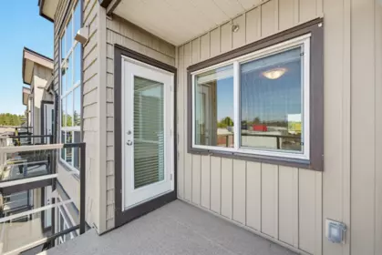 Powder Room Photo of 413 30515 Cardinal Avenue, Abbotsford, BC