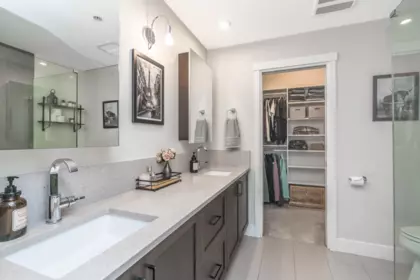 Hallway Photo of 209 12367 224 Street, Maple Ridge, BC