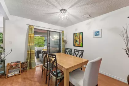 834 Hendecourt Road, North Vancouver, BC, North Vancouver — Townhouse for sale