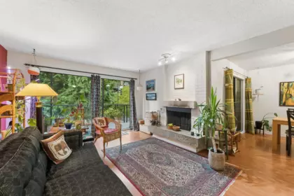 834 Hendecourt Road, North Vancouver, BC, North Vancouver — Townhouse for sale