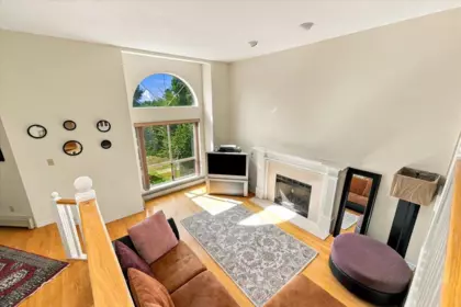 Kitchen Photo of 1523 Lawson Avenue, West Vancouver, BC