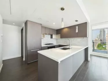 Primary Bathroom Photo of 1907 6538 Nelson Avenue, Burnaby, BC