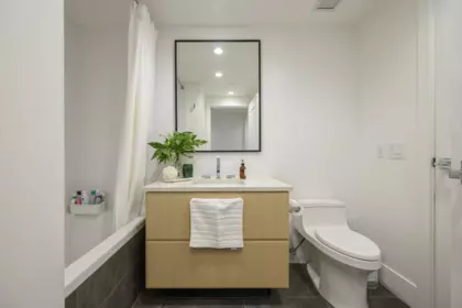 Hallway Photo of 204 4675 Cambie Street, Vancouver, BC