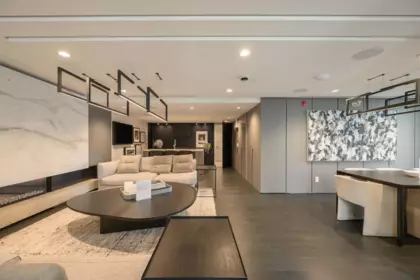 Street View Photo of 204 4675 Cambie Street, Vancouver, BC