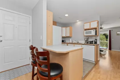 Kitchen Photo of 10 7715 Luckakuck Place, Chilliwack, BC