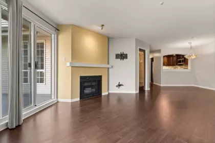 418 1242 Town Centre Boulevard, Coquitlam, BC, Coquitlam — Apartment/Condo for sale