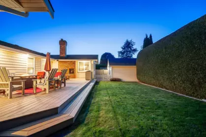 Swimming Pool Photo of 26973 33 Avenue, Langley, BC