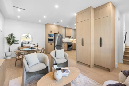 2 6831 Salisbury Avenue, Burnaby, BC, Burnaby — Half Duplex for sale