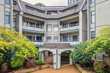 305 2925 Glen Drive, Coquitlam, BC, Coquitlam — Apartment/Condo for sale