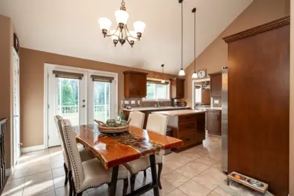 42921 Frost Road, Columbia Valley, BC, Columbia Valley — Single Family Residence for sale